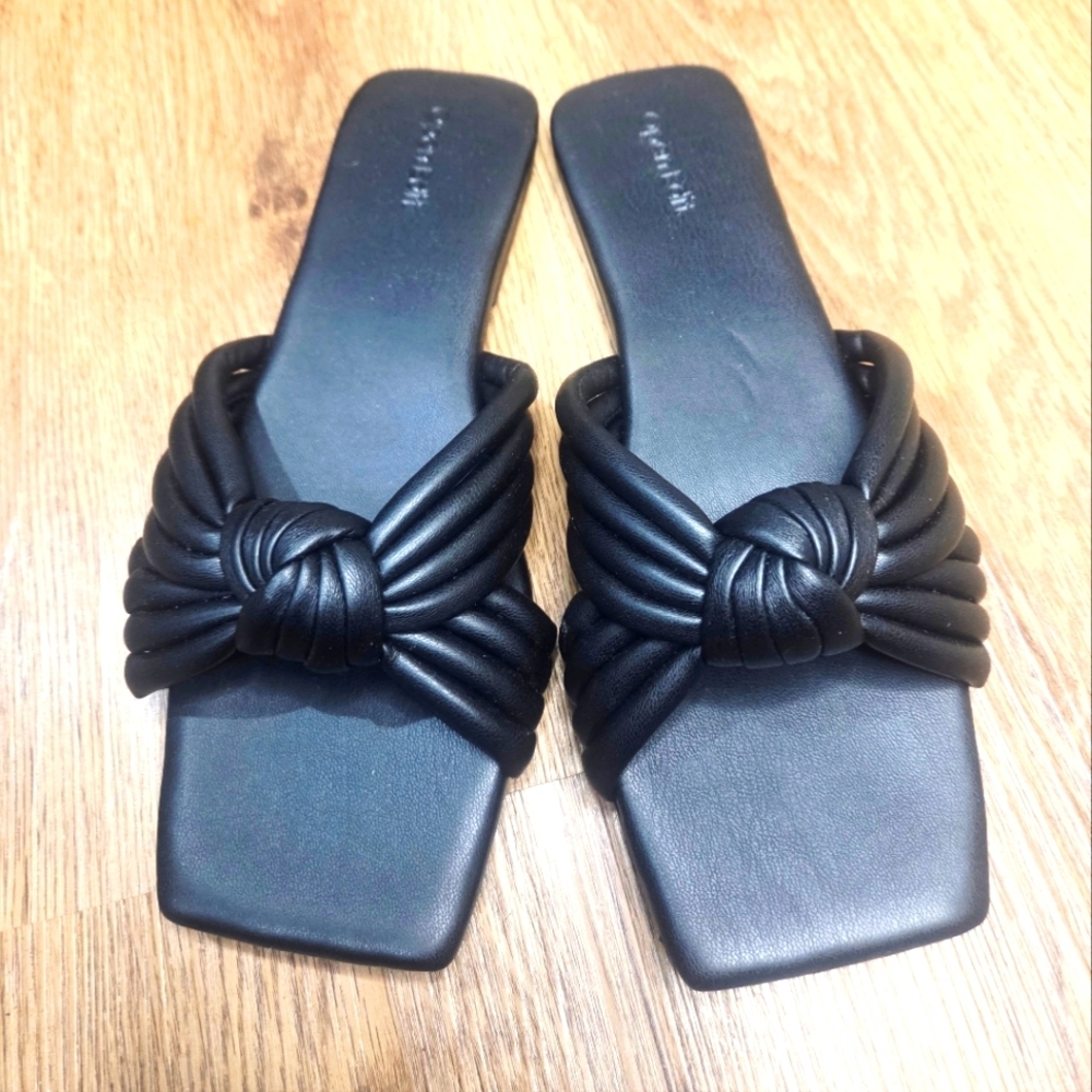 OPEN EDIT Black Women's Knotted Slide Sandals SIZE 8M NEW NEW.